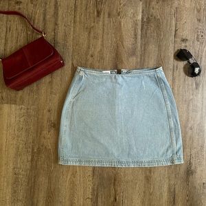 Medium Urban Outfitters Skirt